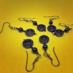 Black Hearts Dangling EarRings